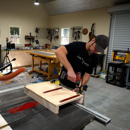 DIY Plans - Small Crosscut & Miter Sled For Table Saws